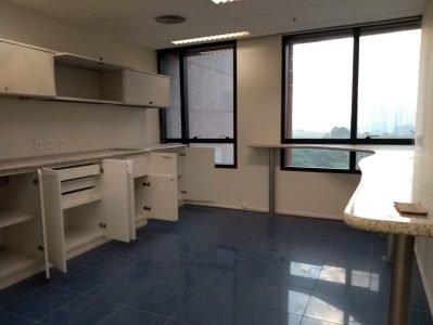 Vila Nova Conceição Venda. Lindo apartamento com 252 m²